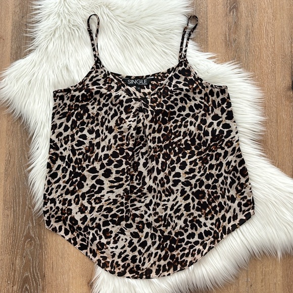 NWOT SINGLE Los Angeles Chiffon Tank - Picture 4 of 9